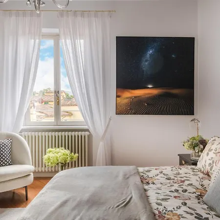 Miranda Luxury Penthouse In The Heart Of