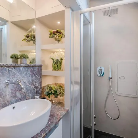 Miranda Luxury Penthouse In The Heart Of Apartment *