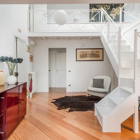 Apartment Miranda Luxury Penthouse In The Heart Of